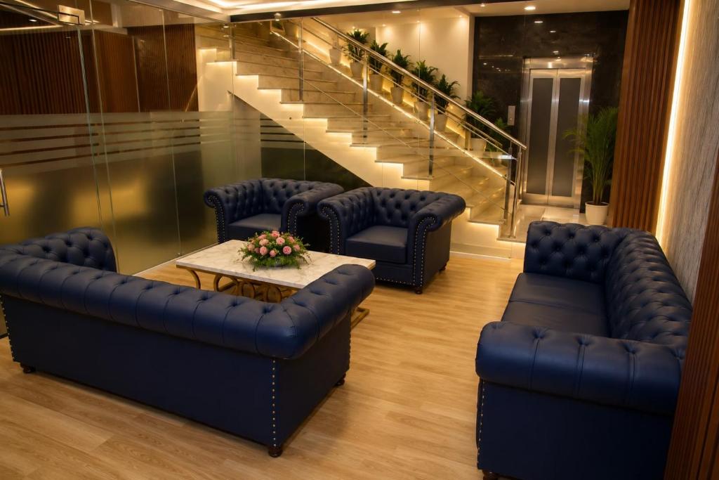 The Blue Inn lounge